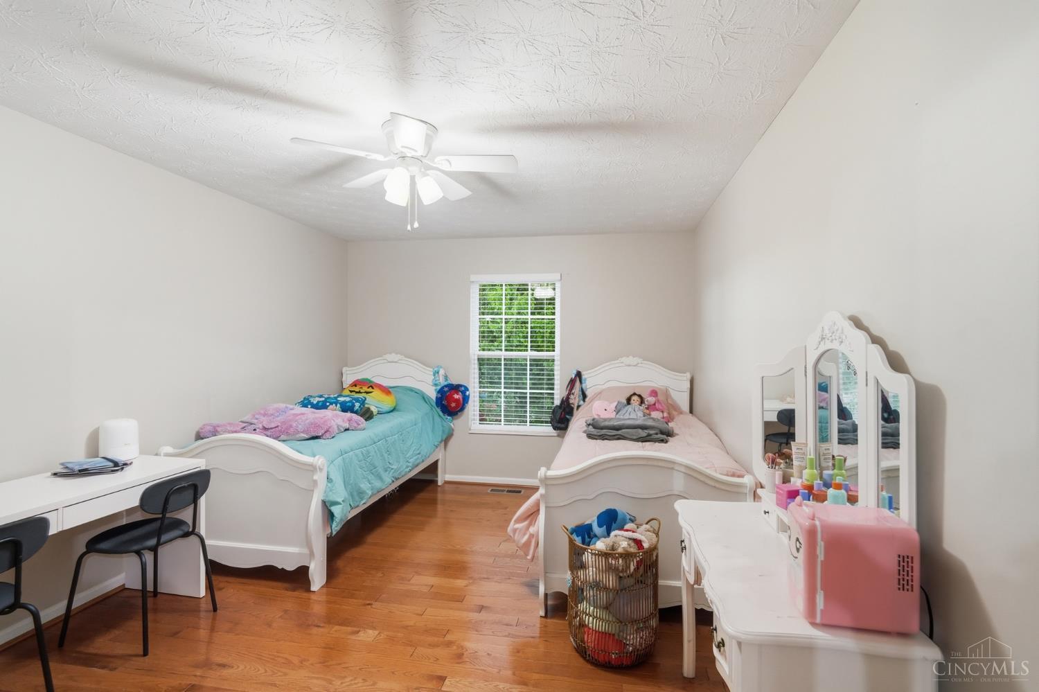 5752 Sunrise View Circle