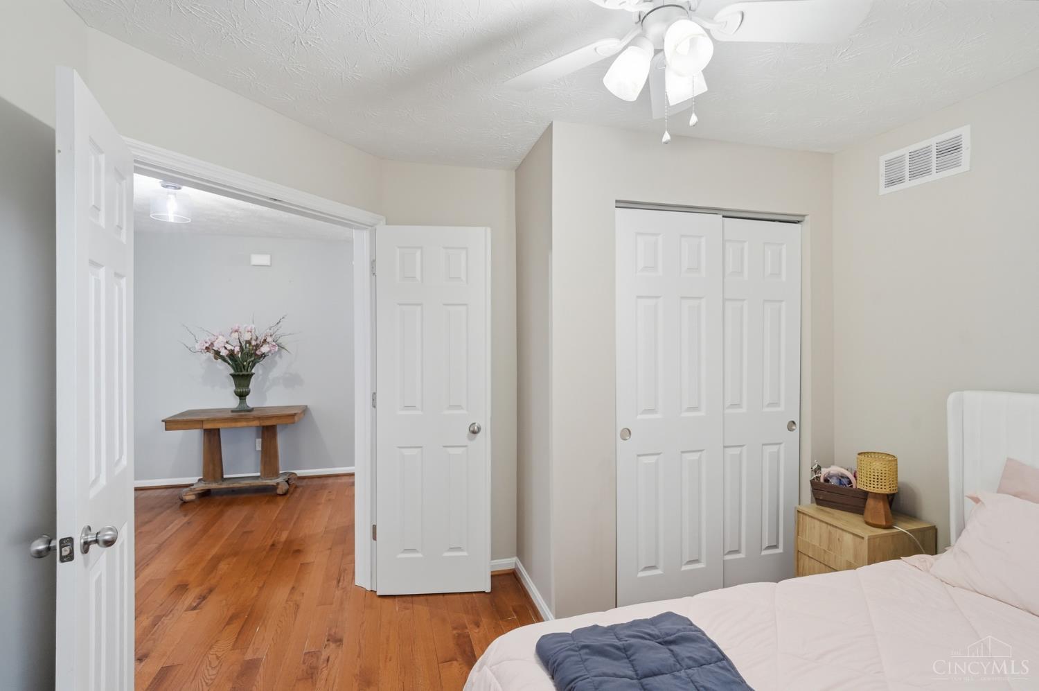 5752 Sunrise View Circle