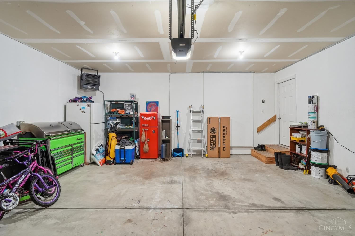 5752 Sunrise View Circle