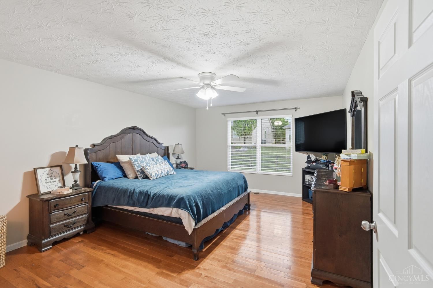 5752 Sunrise View Circle