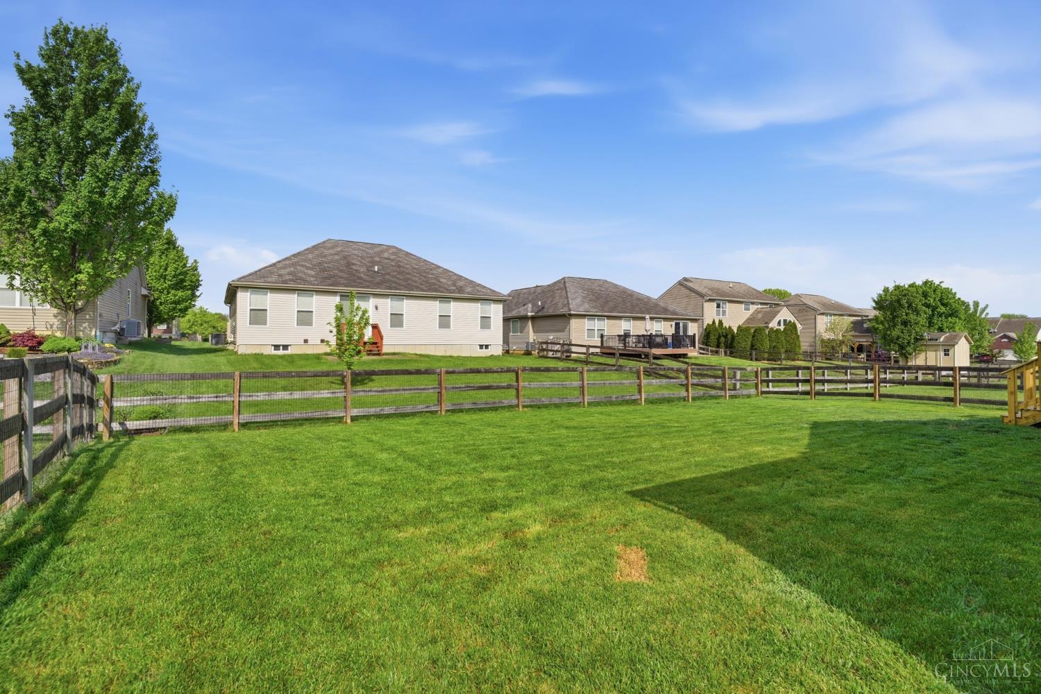 5752 Sunrise View Circle