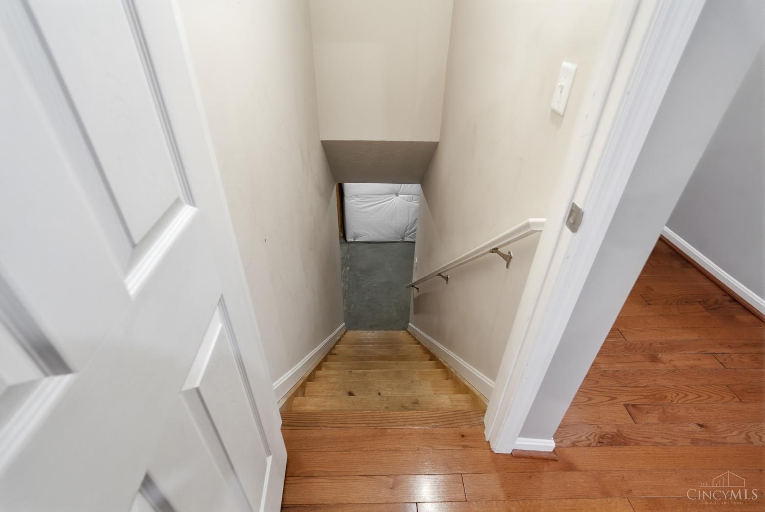 5752 Sunrise View Circle