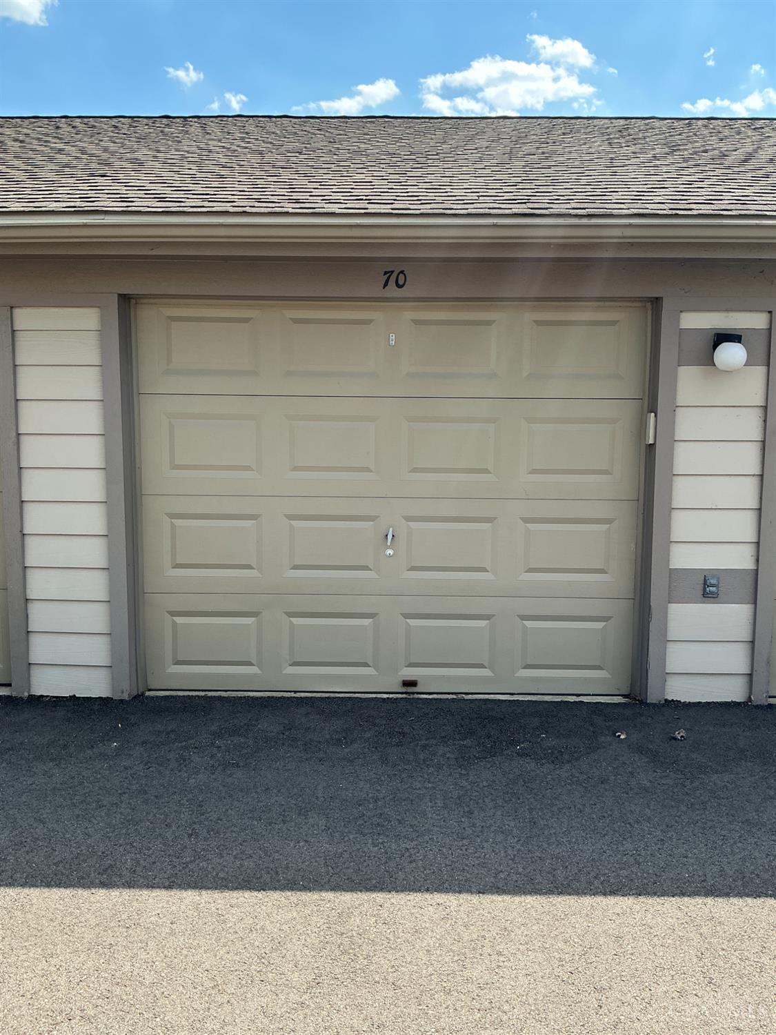 8514 Breezewood Court Unit: 205