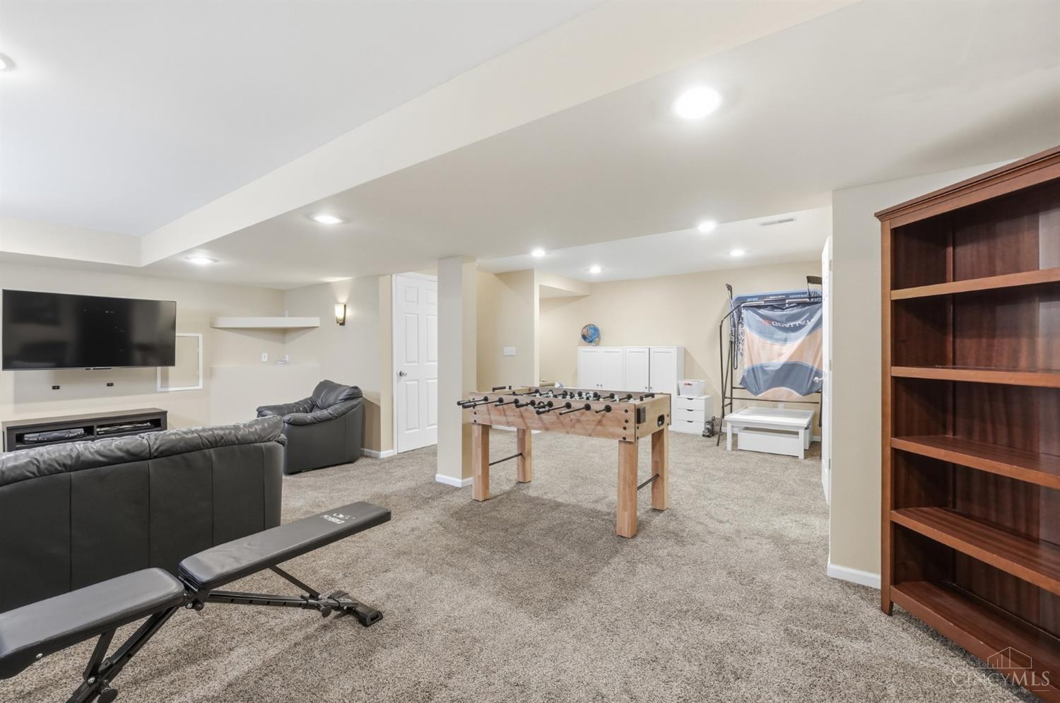 8230 South Port Drive
