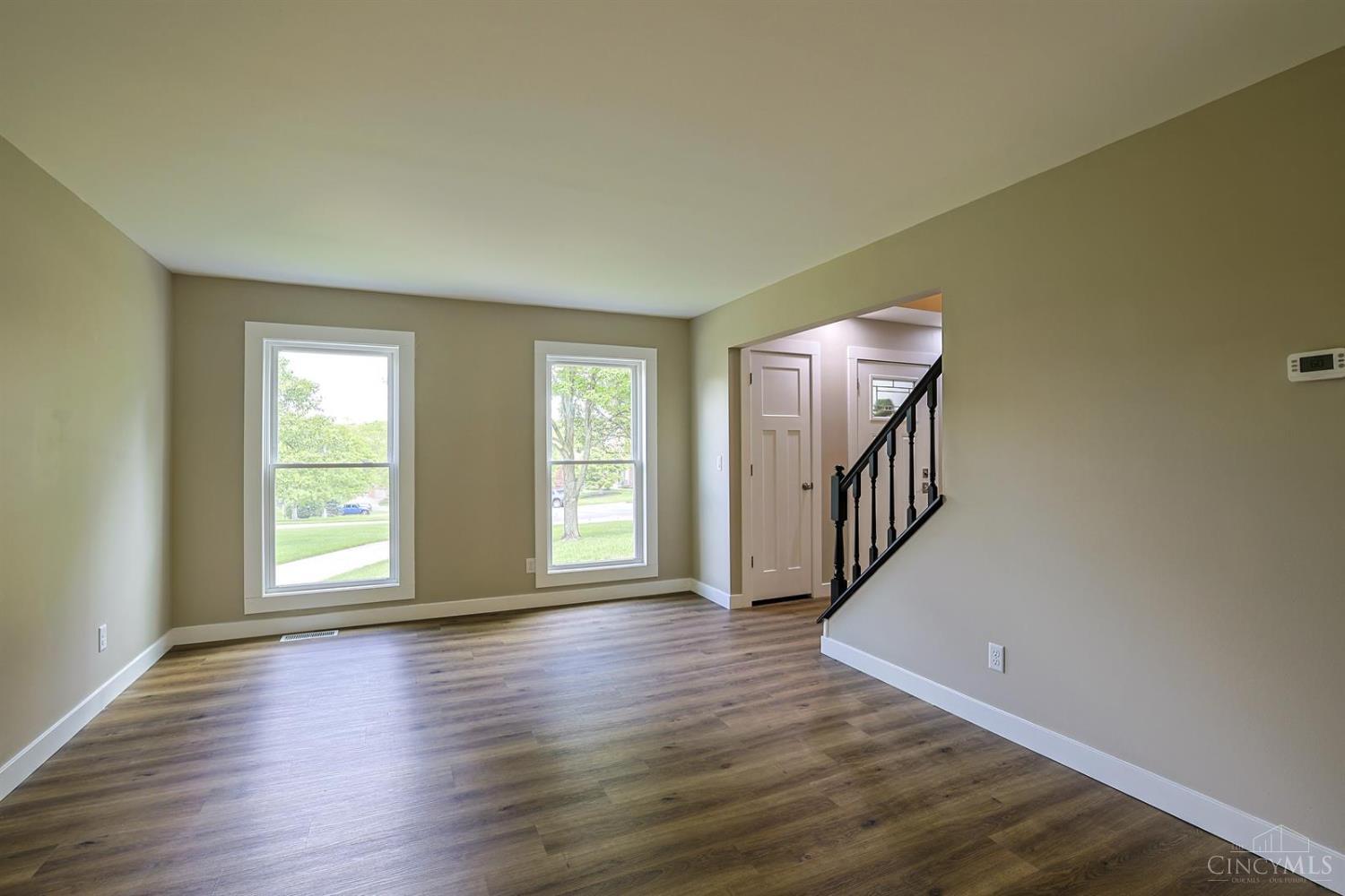 5475 Pine Vista Court