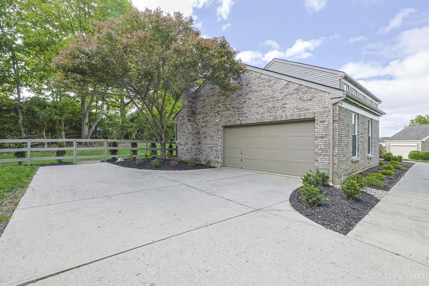 5475 Pine Vista Court