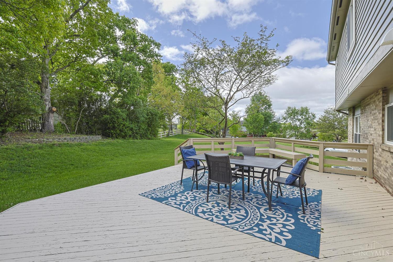 5475 Pine Vista Court
