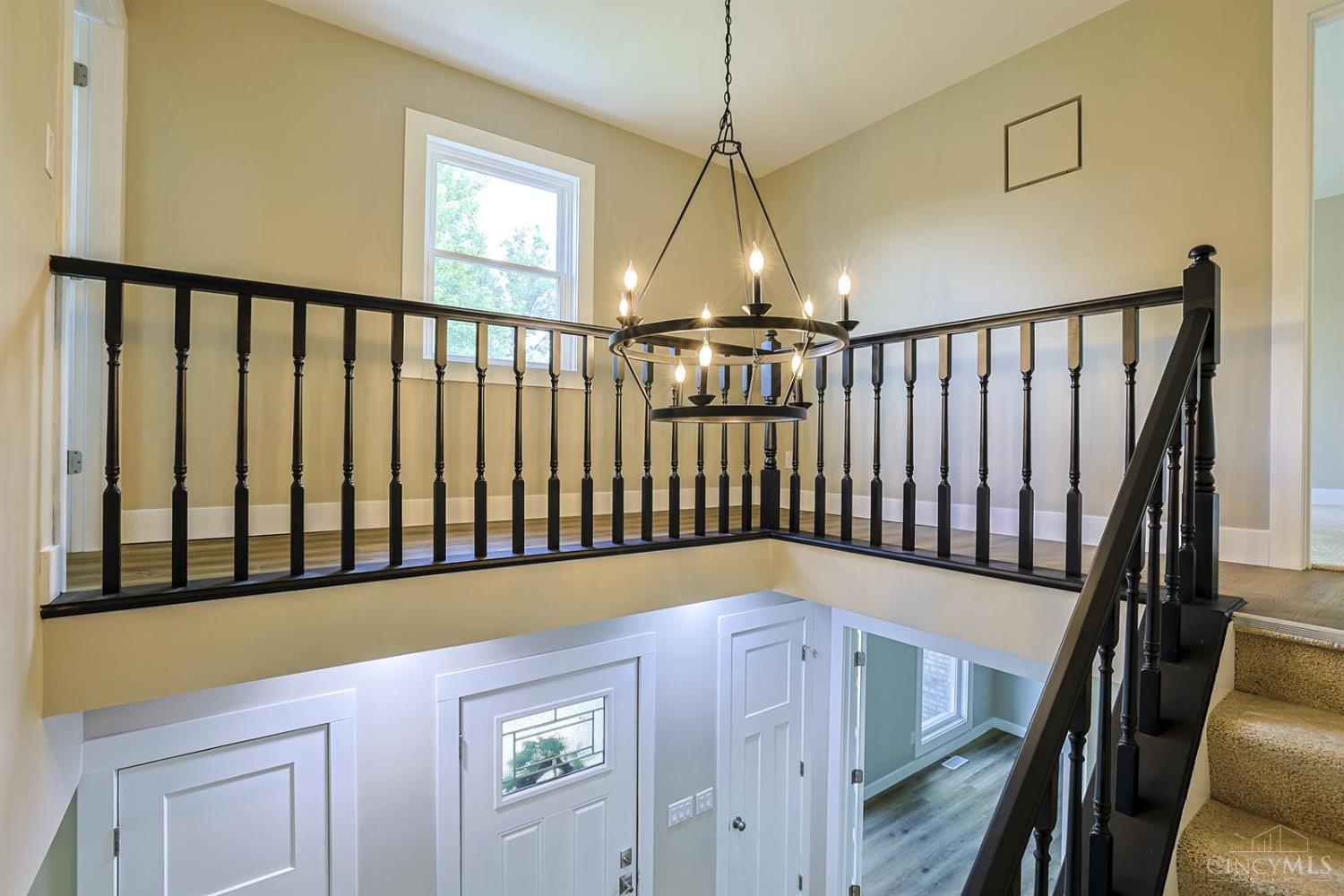 5475 Pine Vista Court