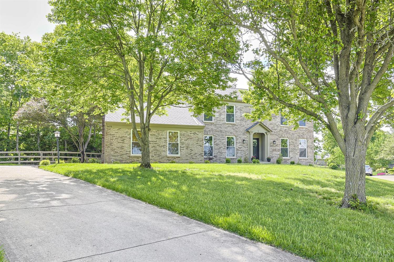 5475 Pine Vista Court