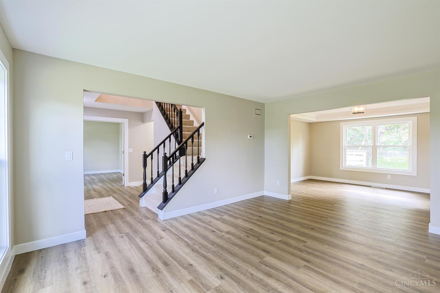 5475 Pine Vista Court