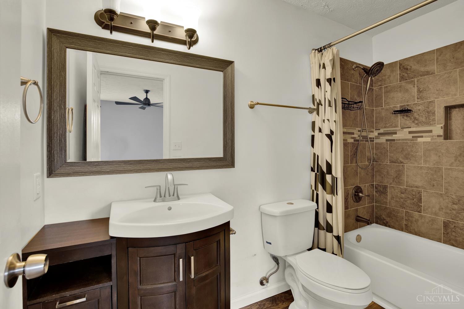 10555 Montgomery Road Unit: 70