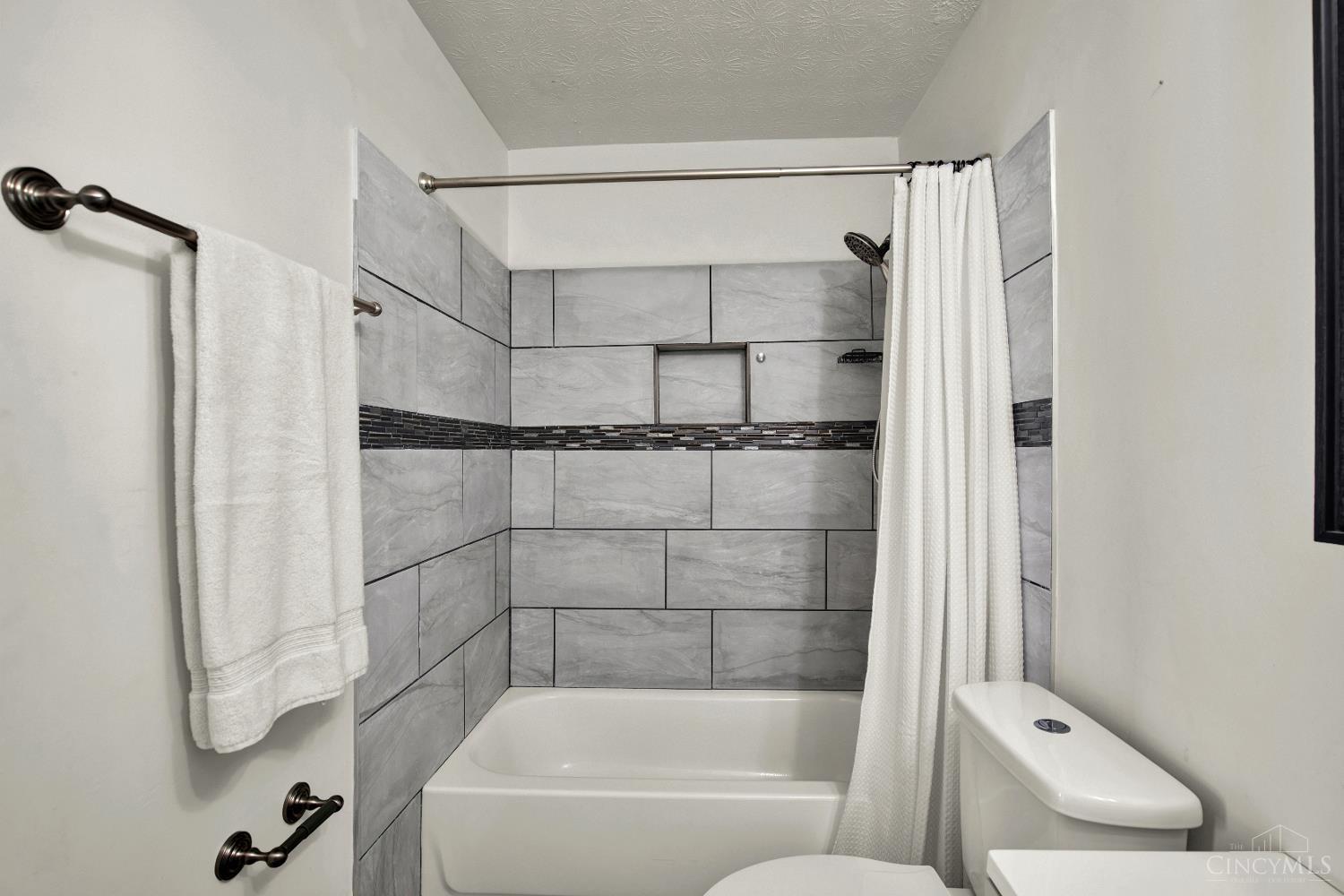 10555 Montgomery Road Unit: 70