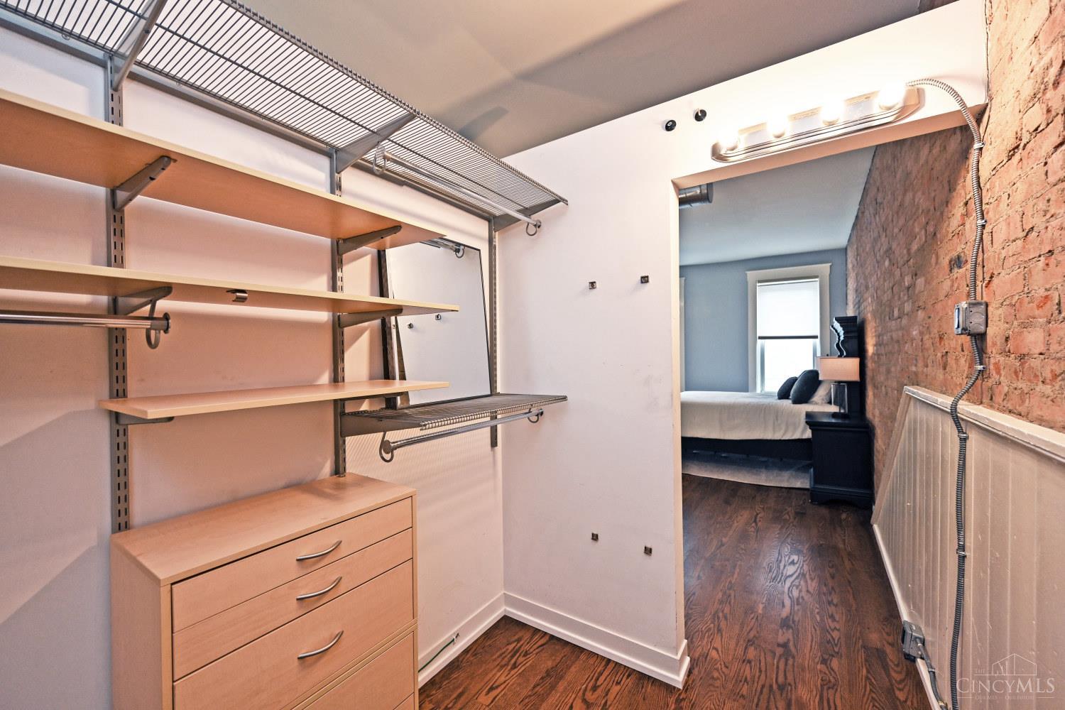 1410 Main Street Unit: 2C