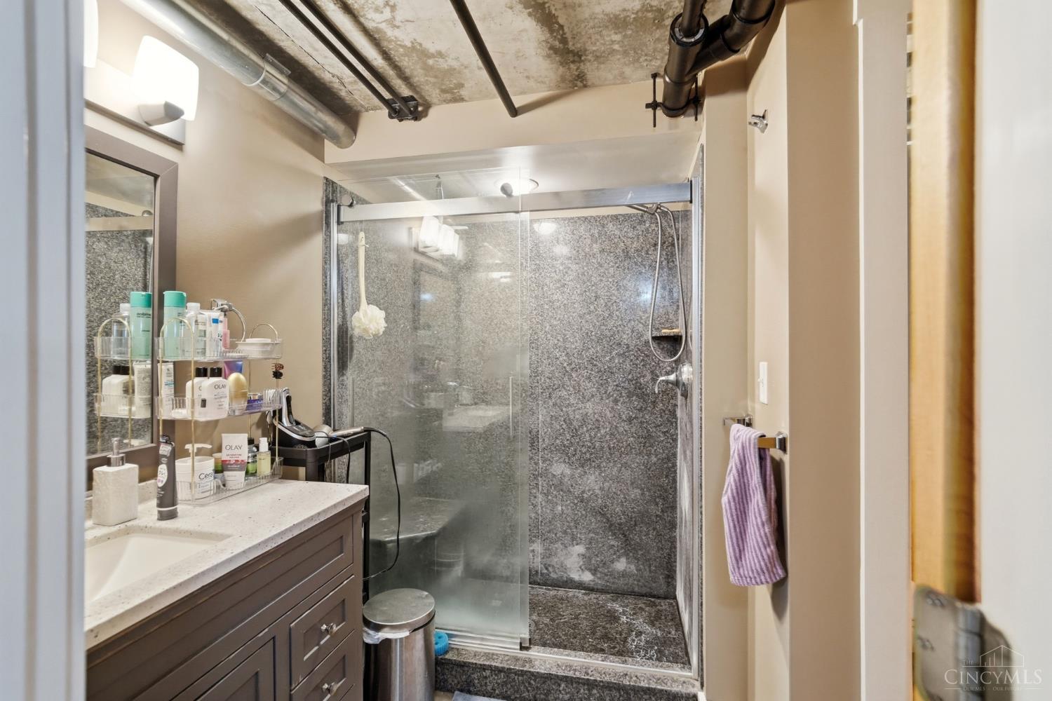 353 W 4th Street 401