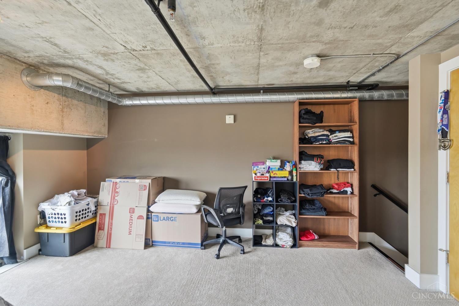 353 W 4th Street 401