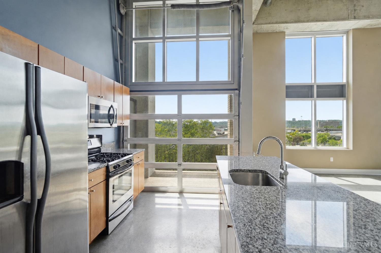 353 W 4th Street 401