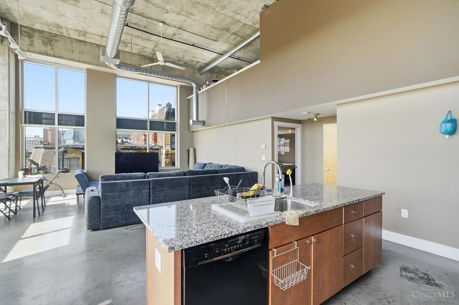 353 W 4th Street 401