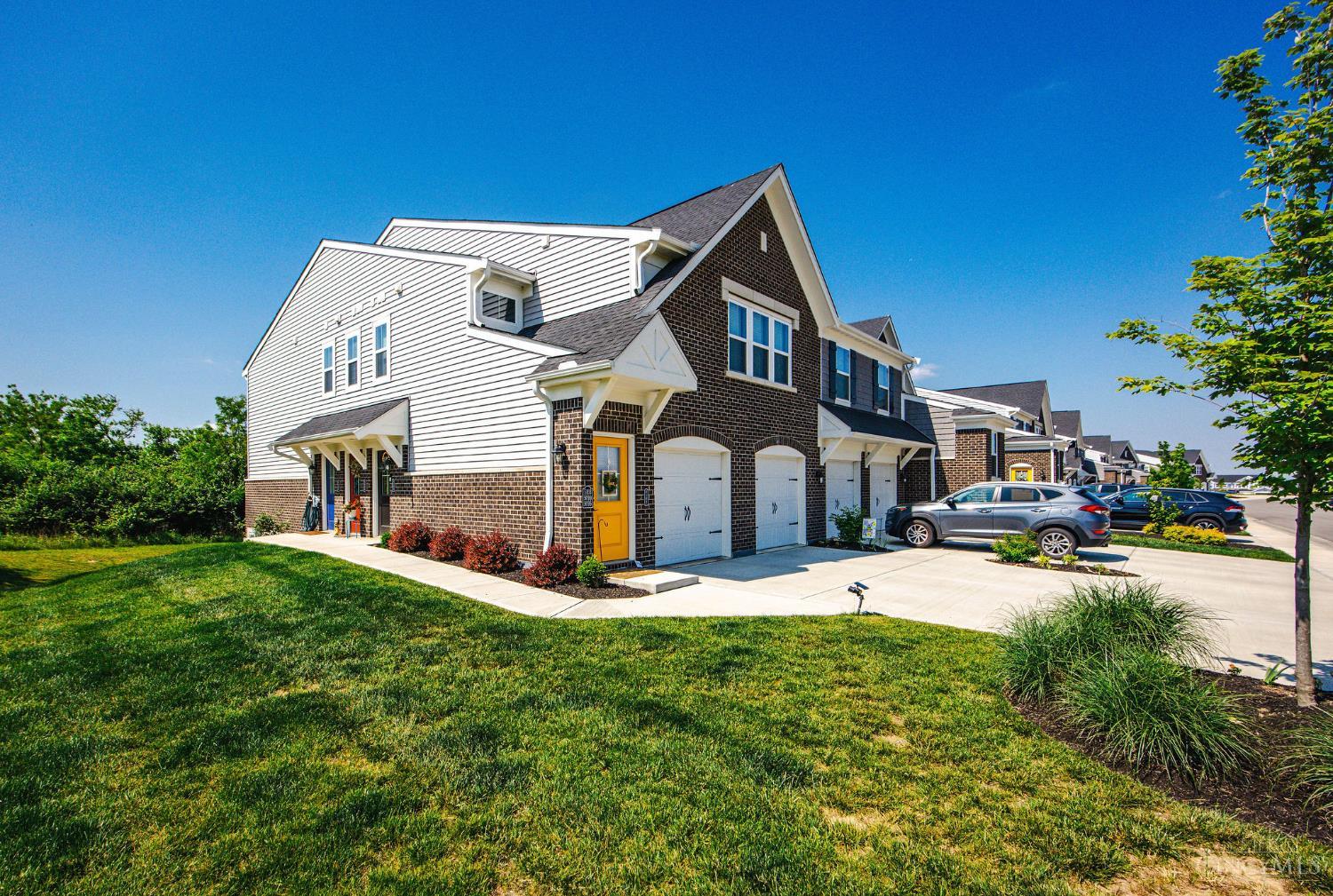 5103 Hazeltine Lane