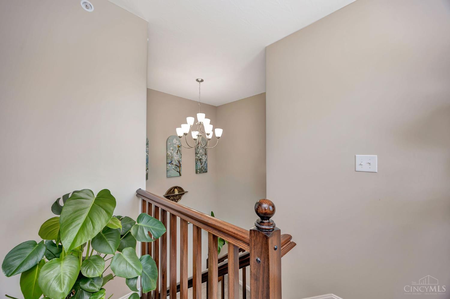 5103 Hazeltine Lane