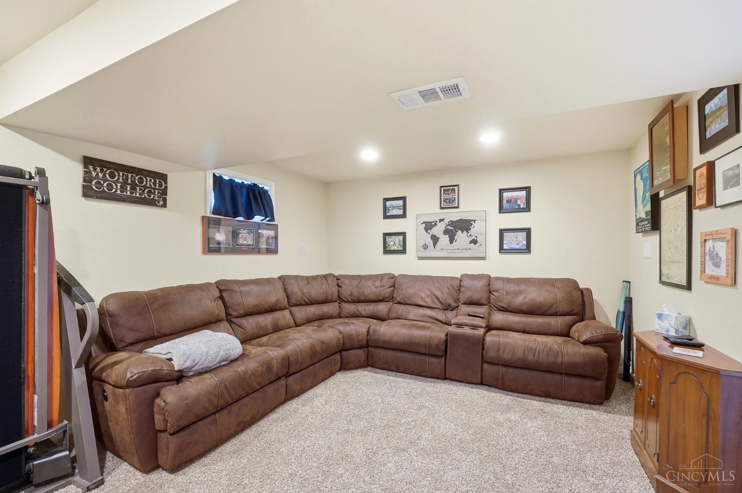 3676 Saratoga Drive