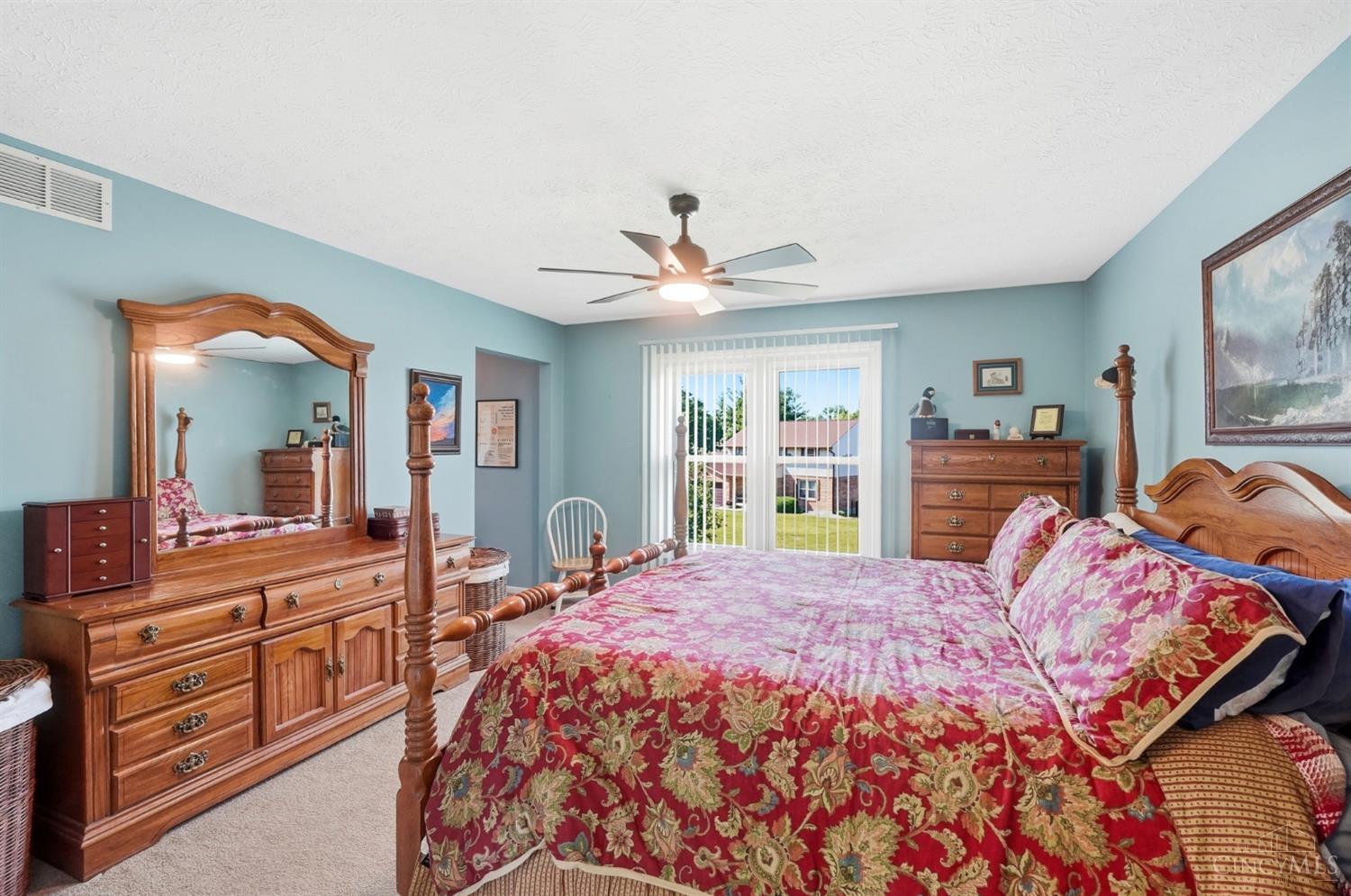 3676 Saratoga Drive