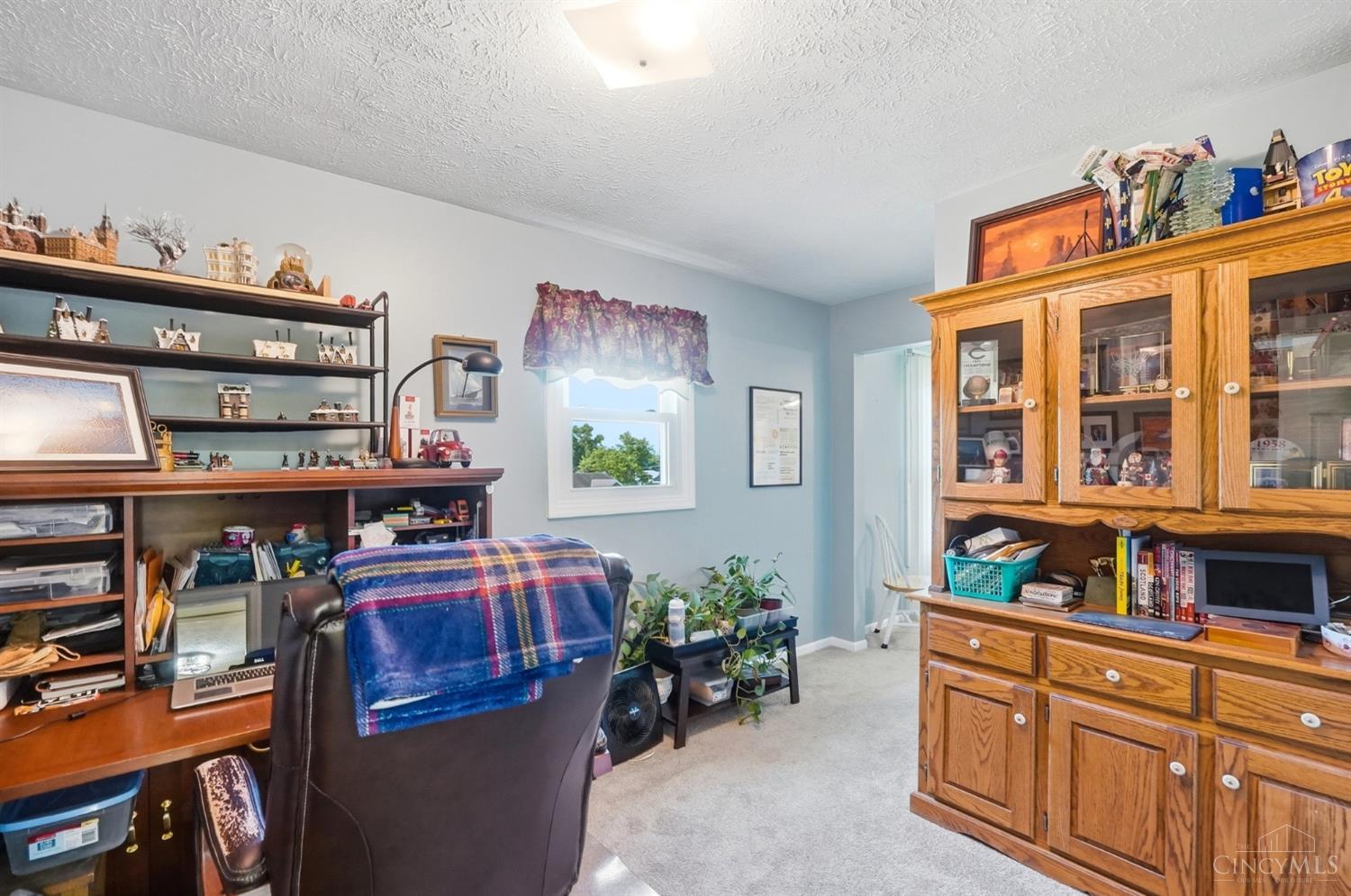 3676 Saratoga Drive