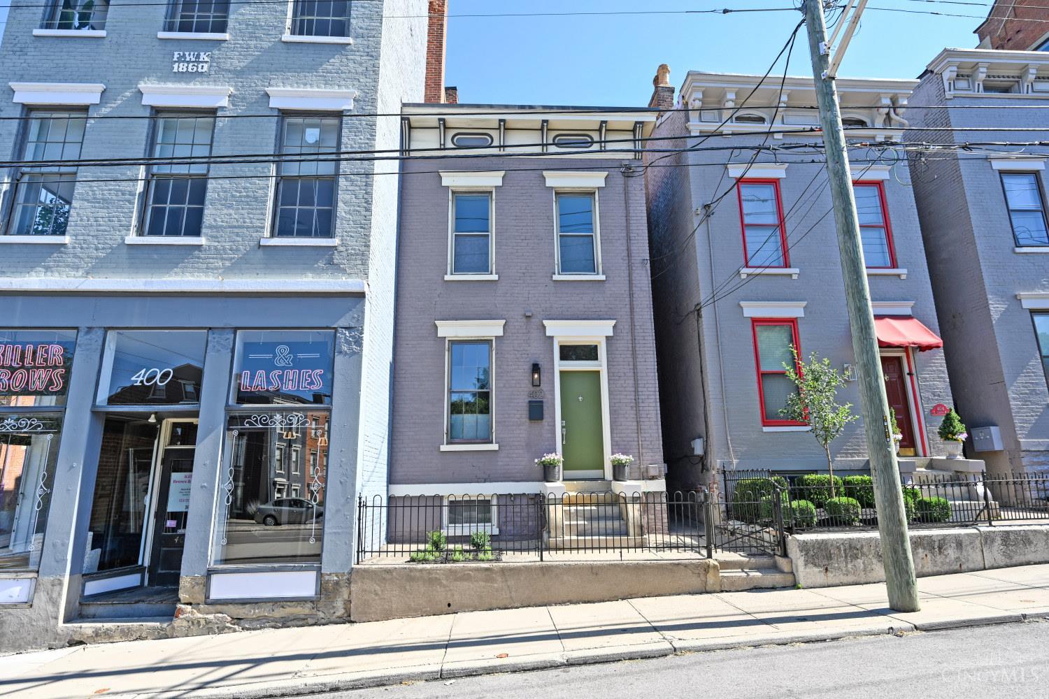 402 Liberty Hill