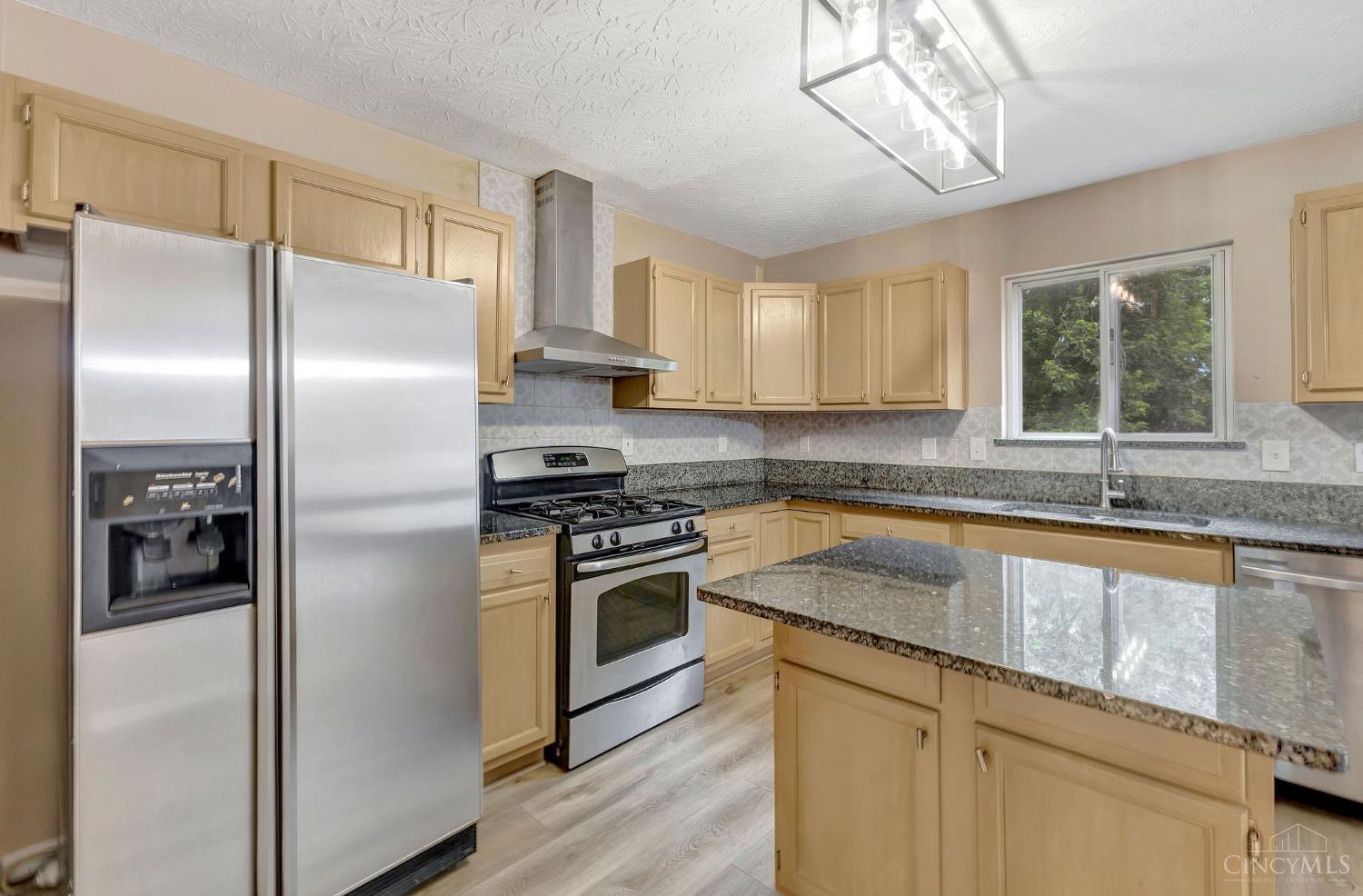 8017 Birchwood Court