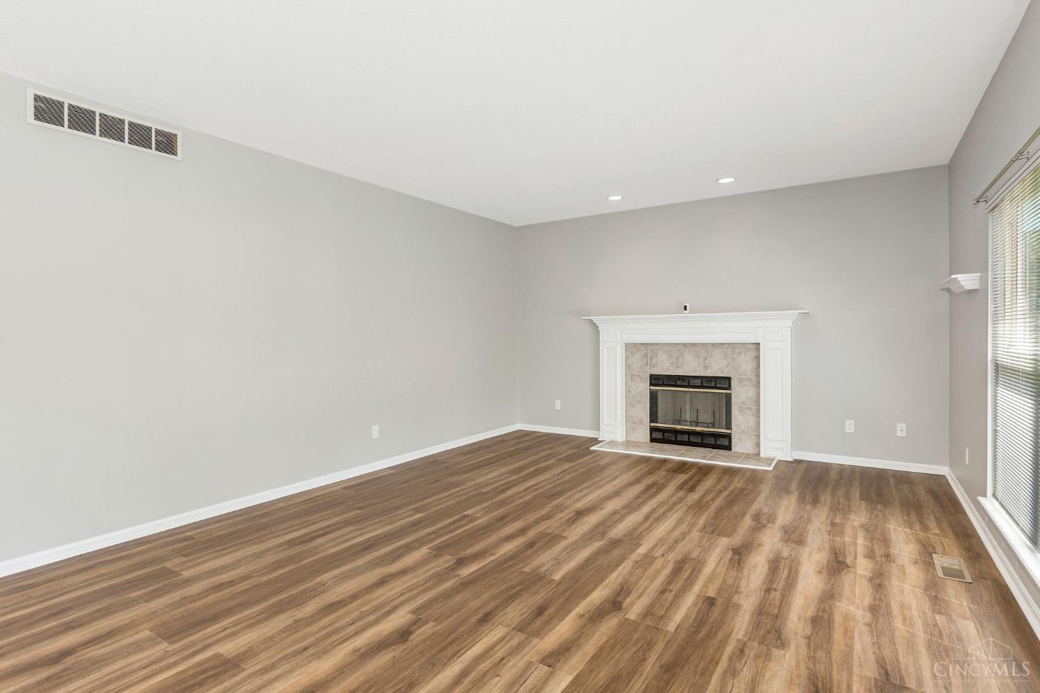 8896 Charleston Woods Drive