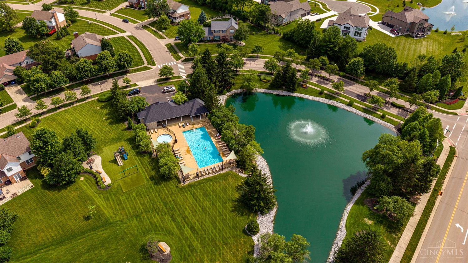 8896 Charleston Woods Drive
