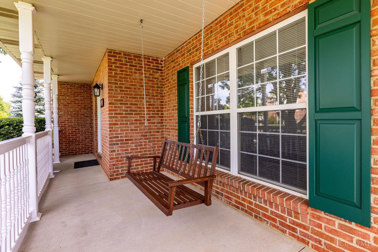 8896 Charleston Woods Drive