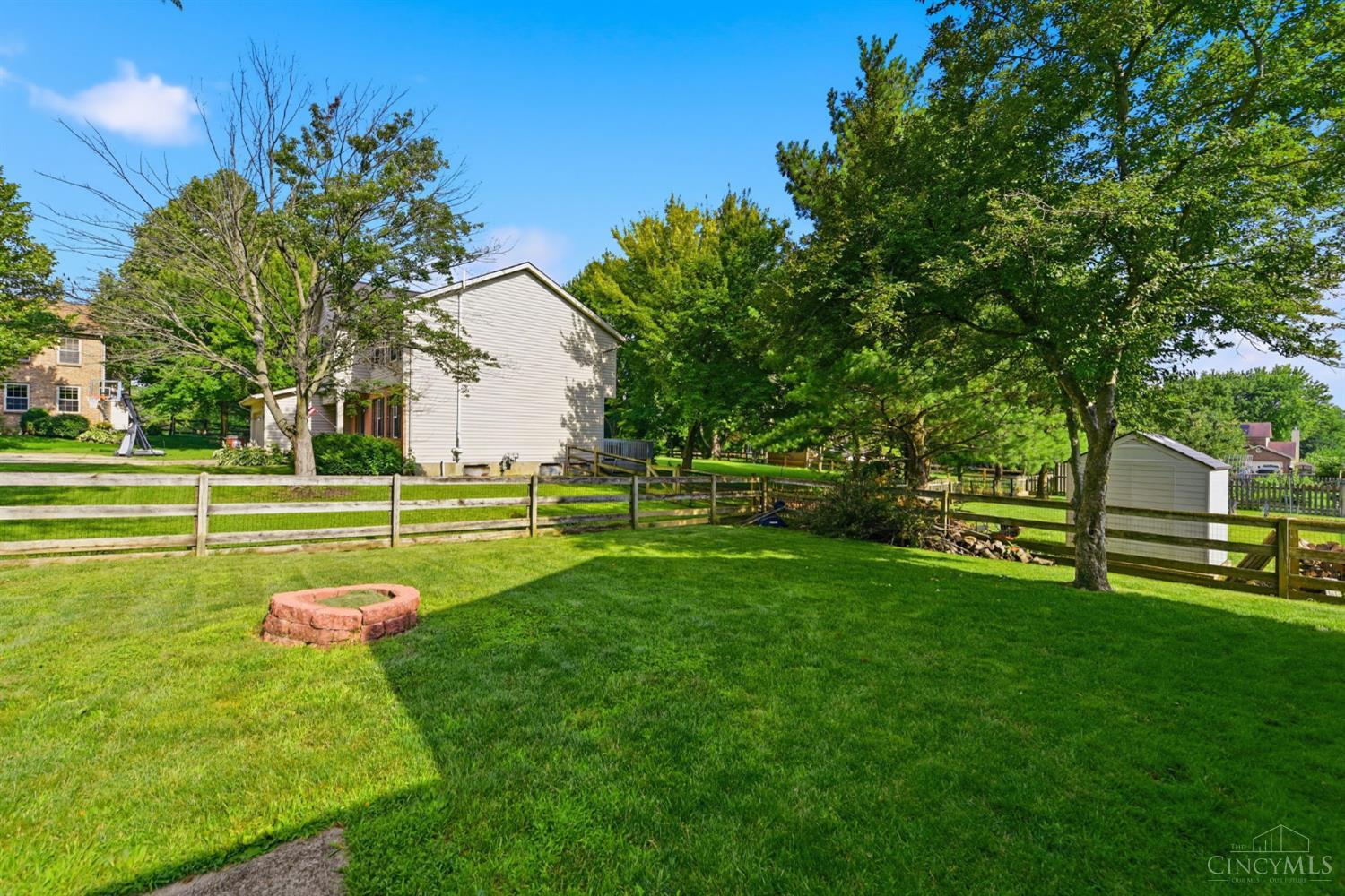 1555 Barrington Court