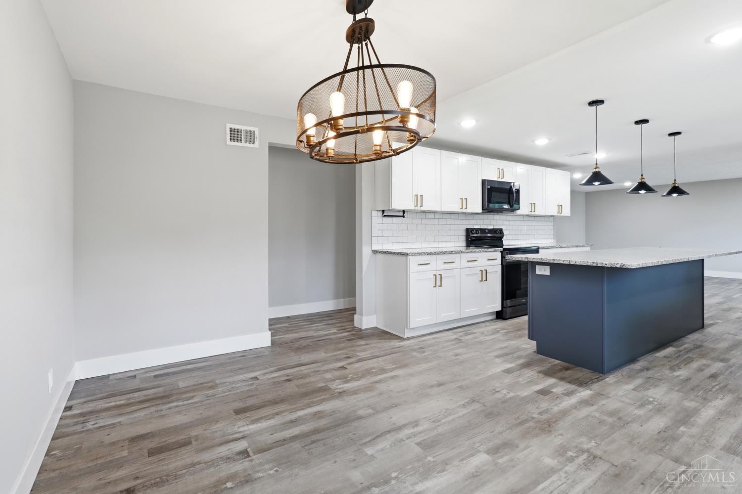 124 Lynnview Drive