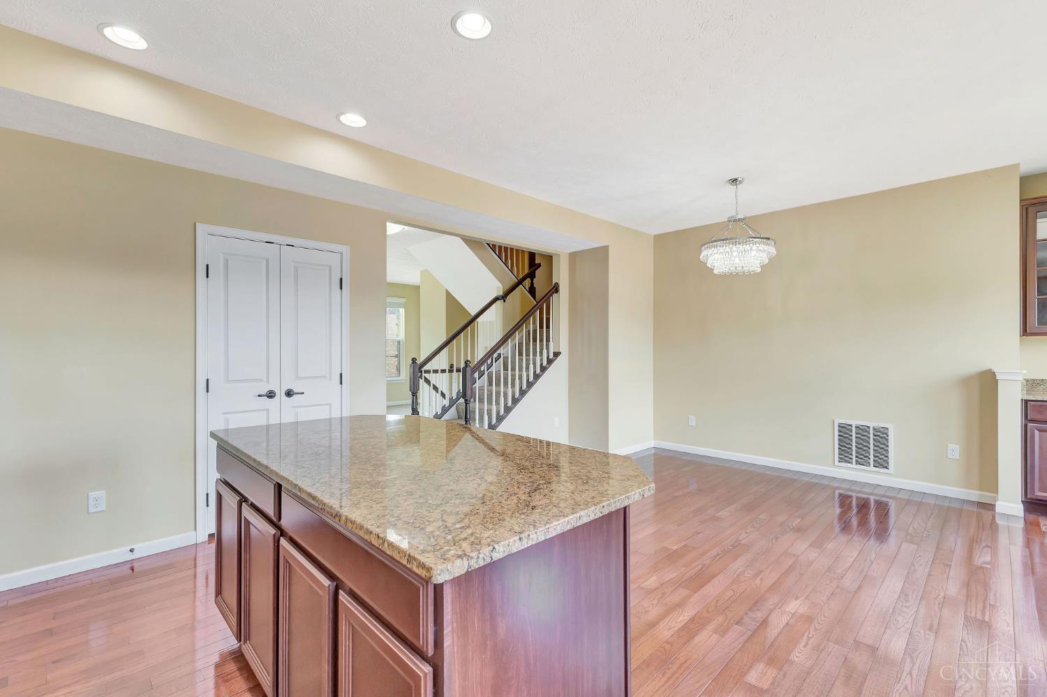 9557 Union Park