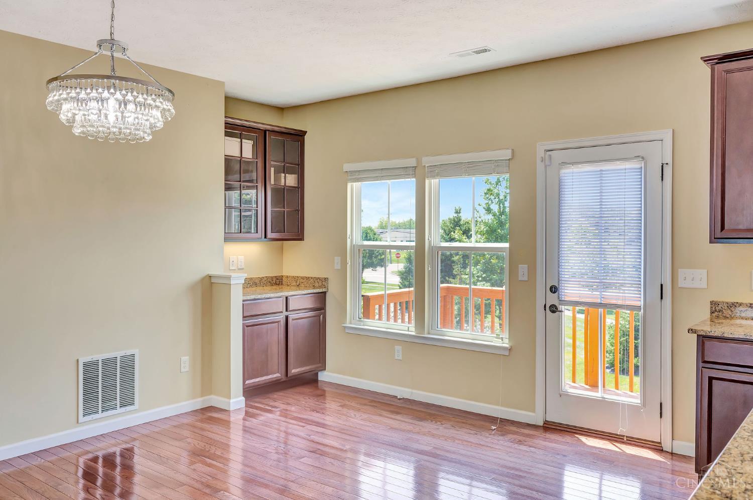 9557 Union Park