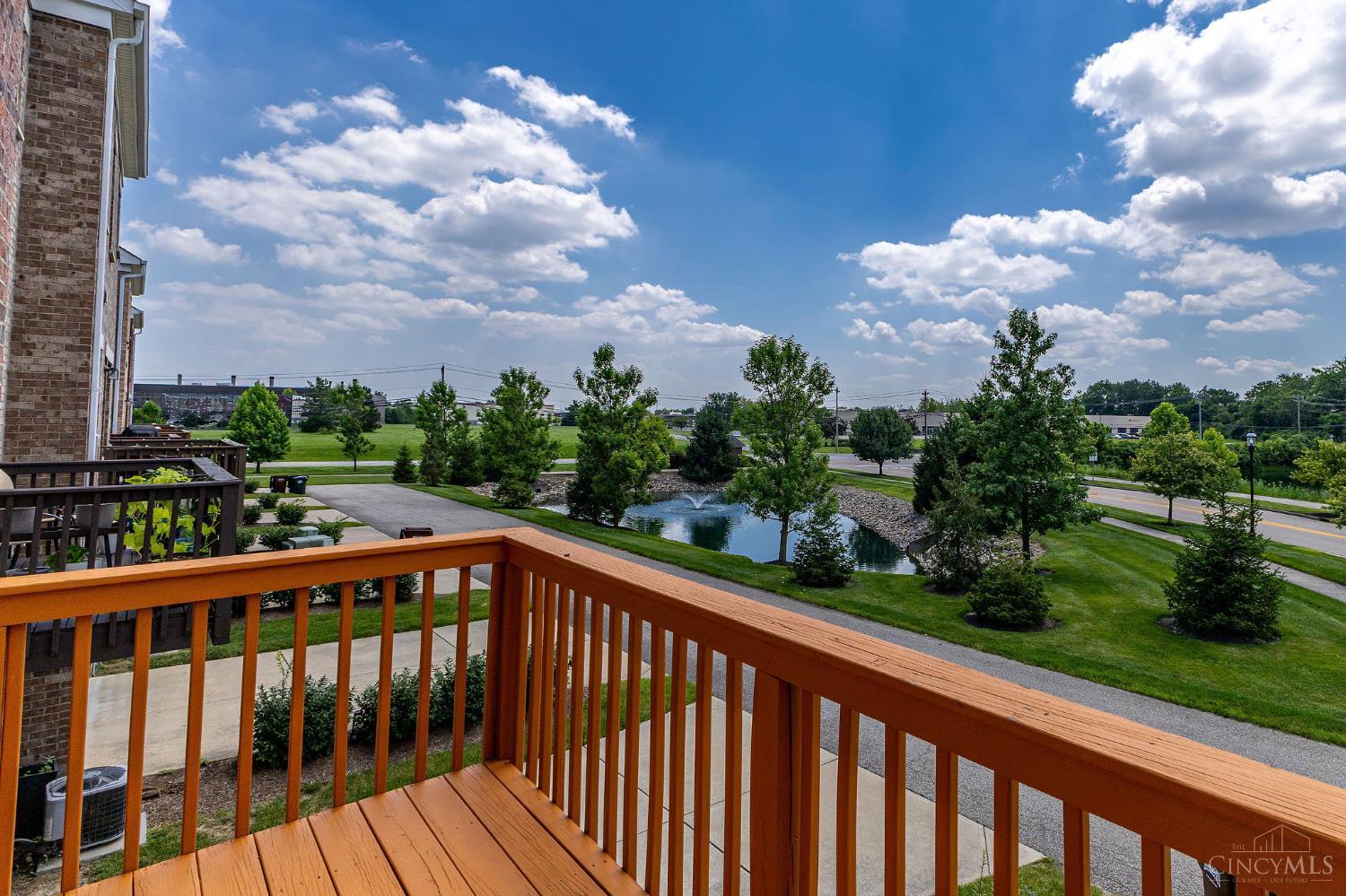 9557 Union Park