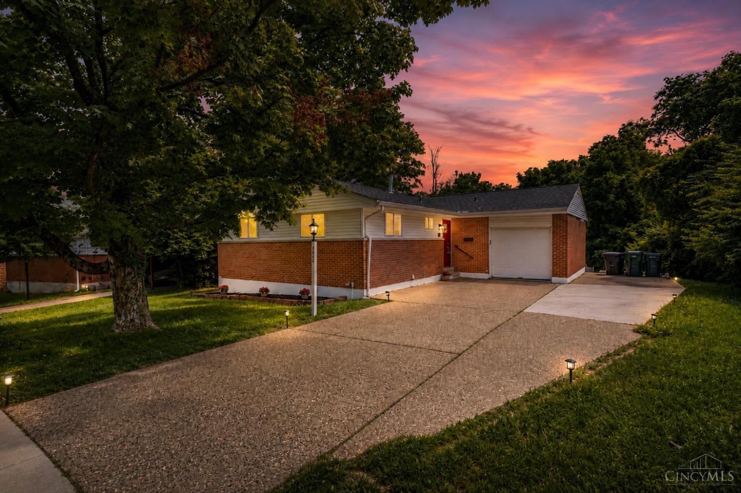 3449 Anaconda Drive
