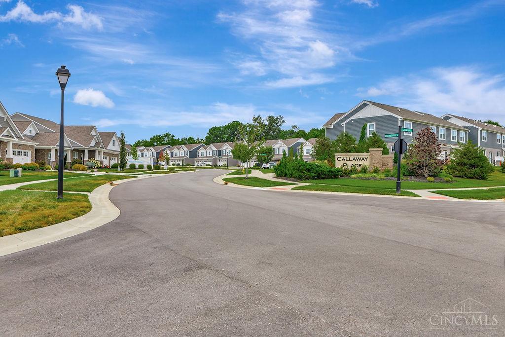 4976 Pebble Ct