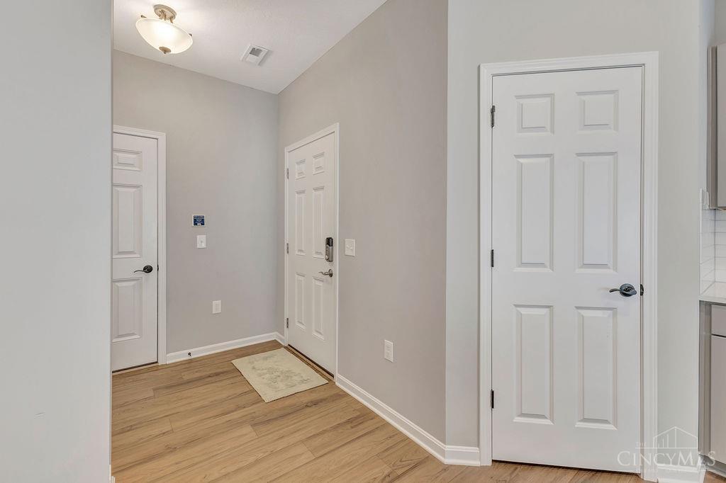 4976 Pebble Ct
