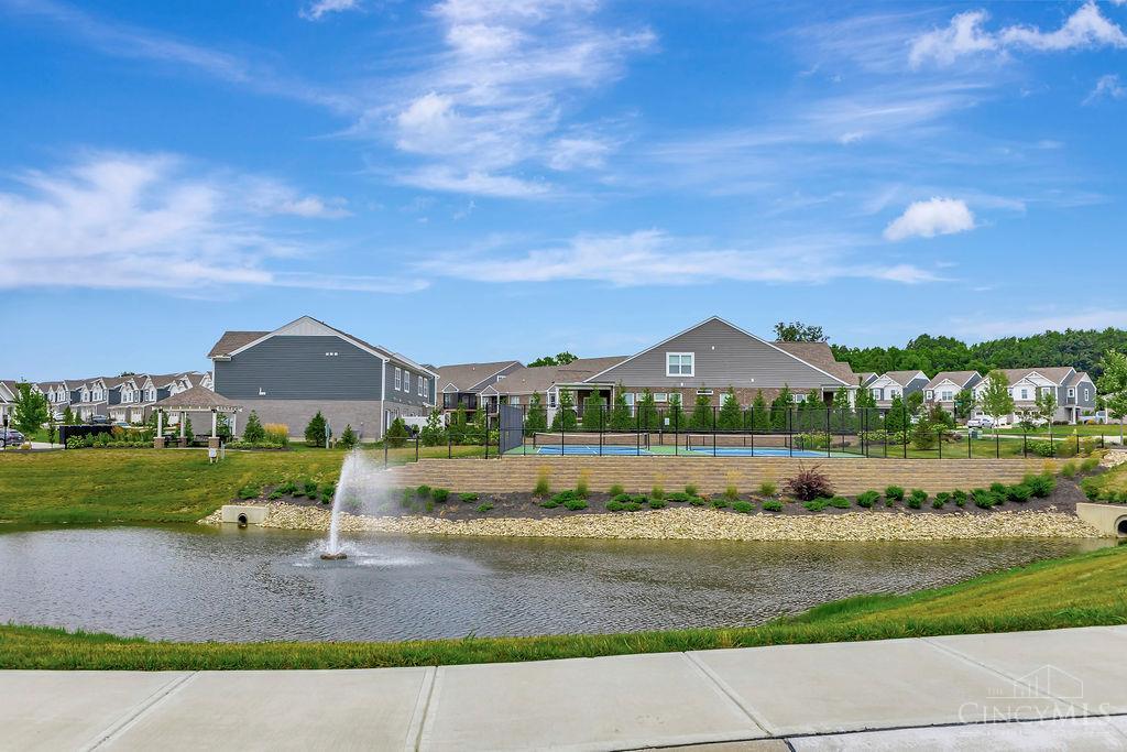 4976 Pebble Ct