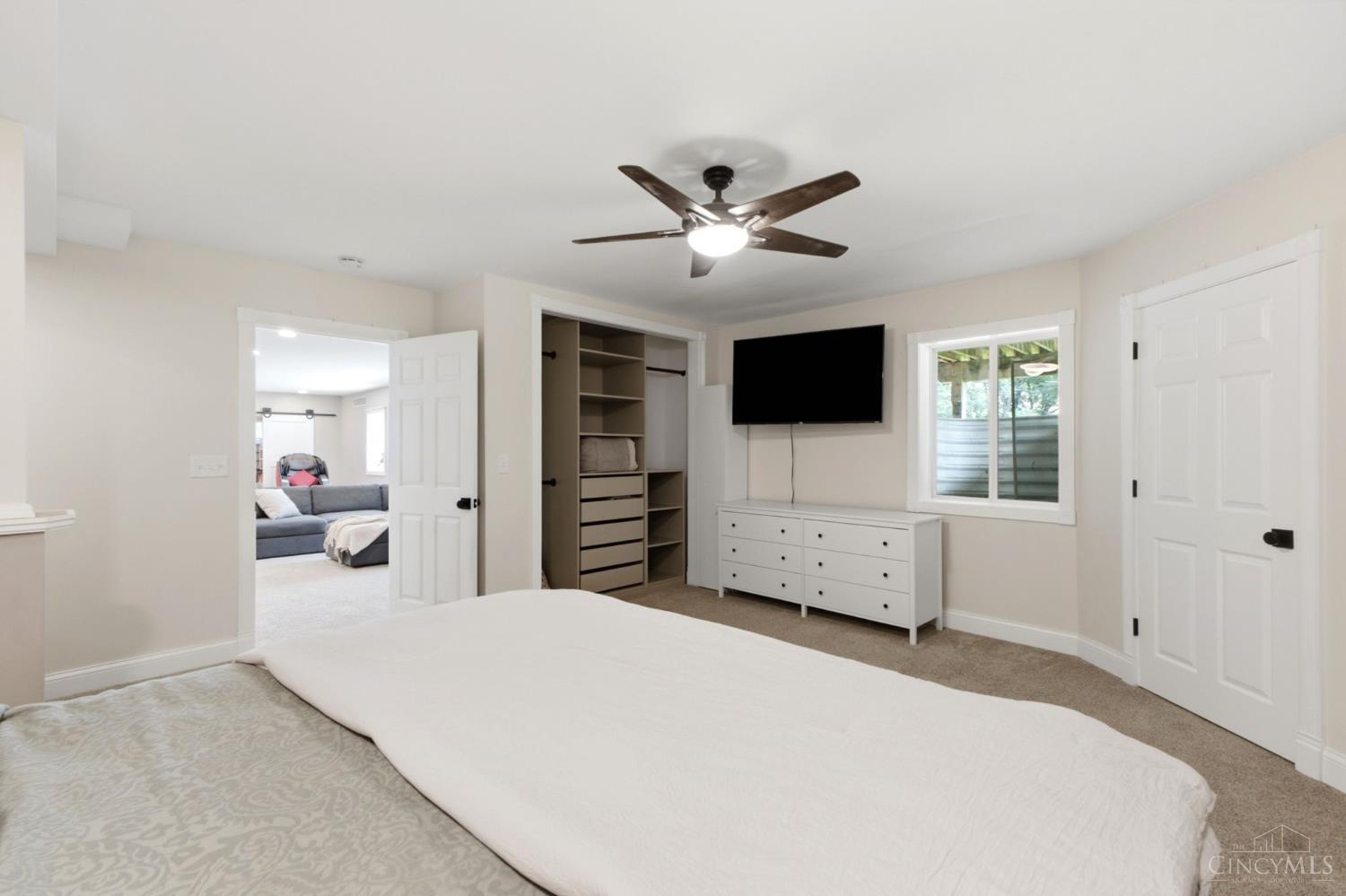 7320 Cedarcrest Drive
