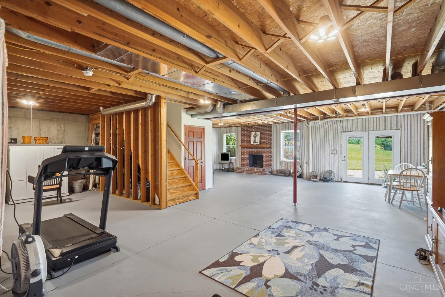 5469 Wayne Madison Road