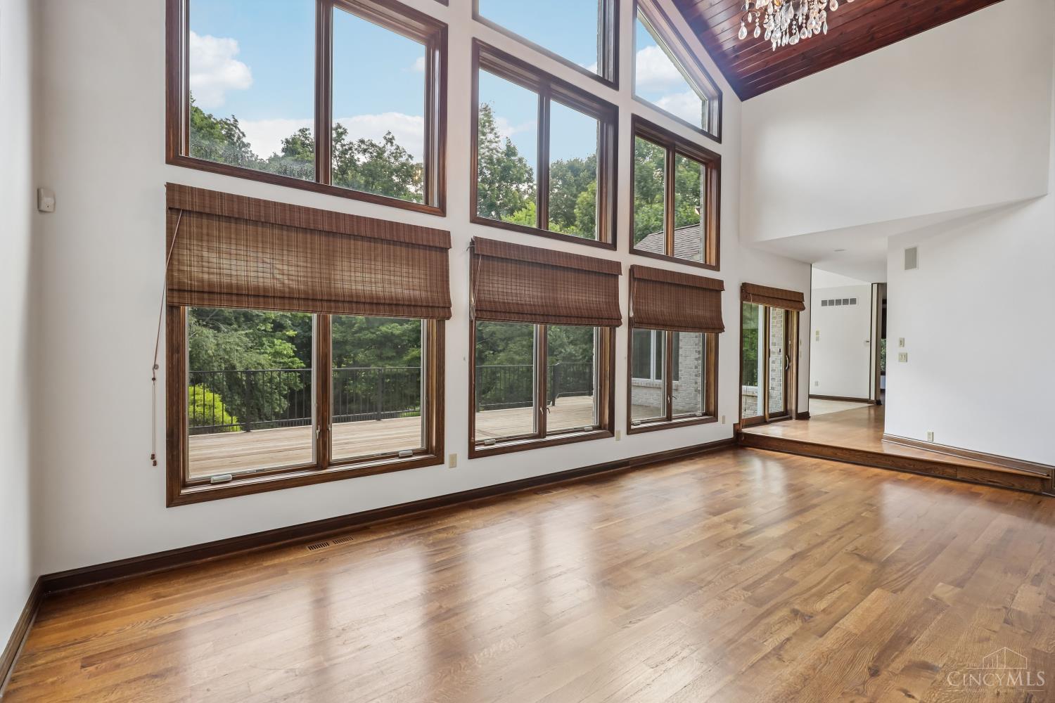 1100 Bridle Ridge Lane