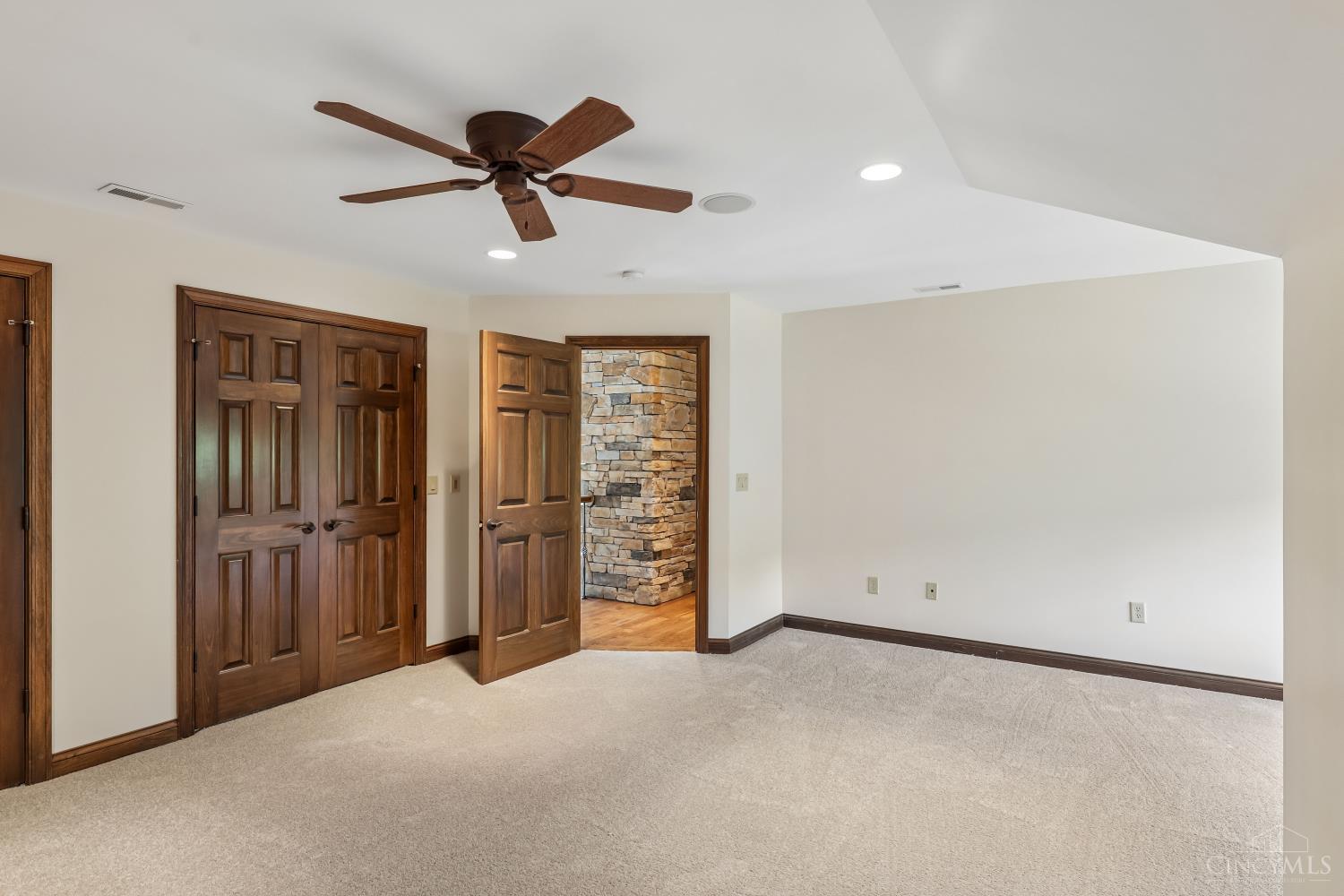1100 Bridle Ridge Lane
