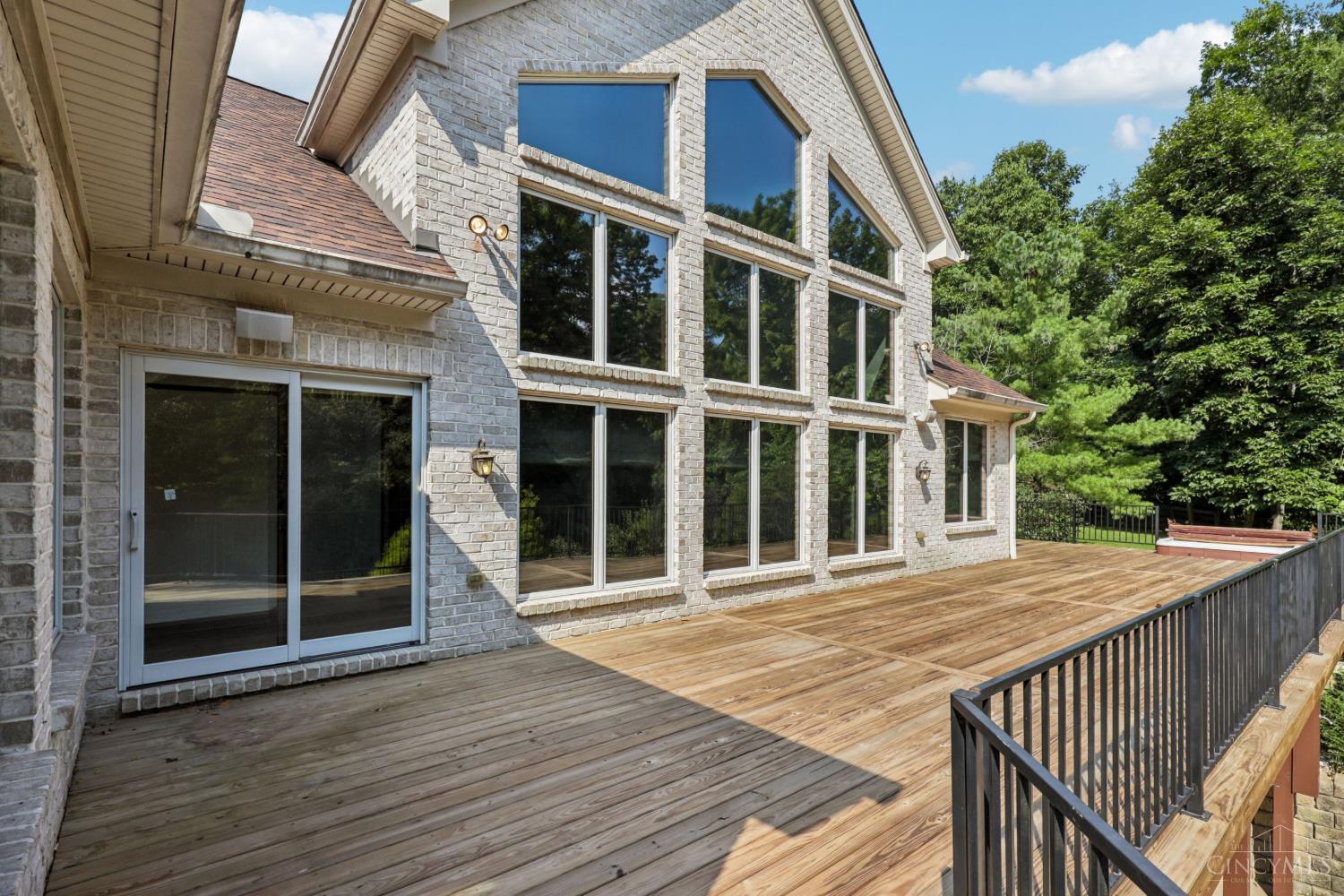 1100 Bridle Ridge Lane