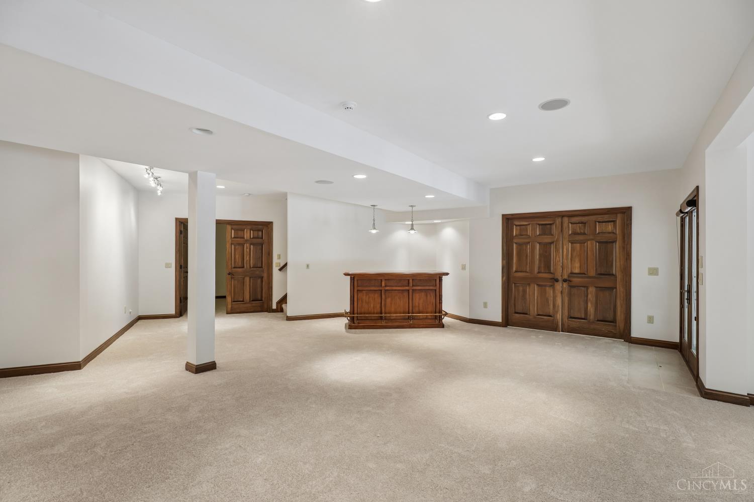 1100 Bridle Ridge Lane