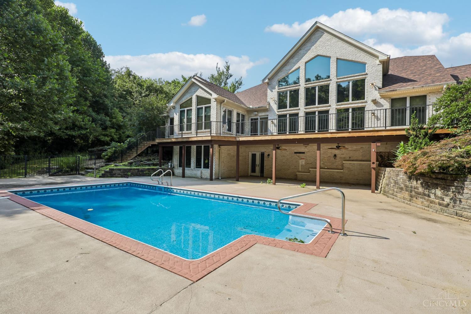 1100 Bridle Ridge Lane