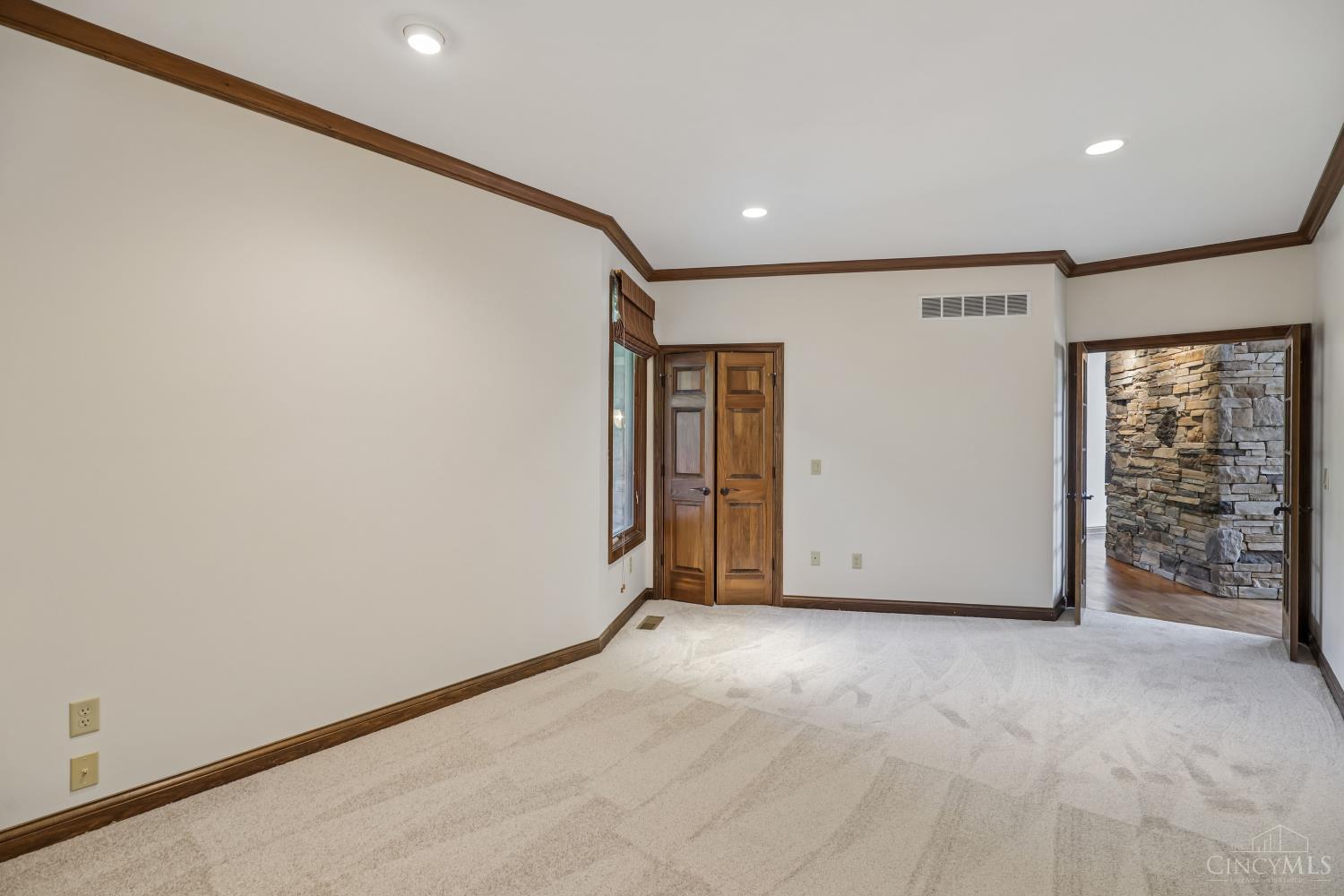 1100 Bridle Ridge Lane