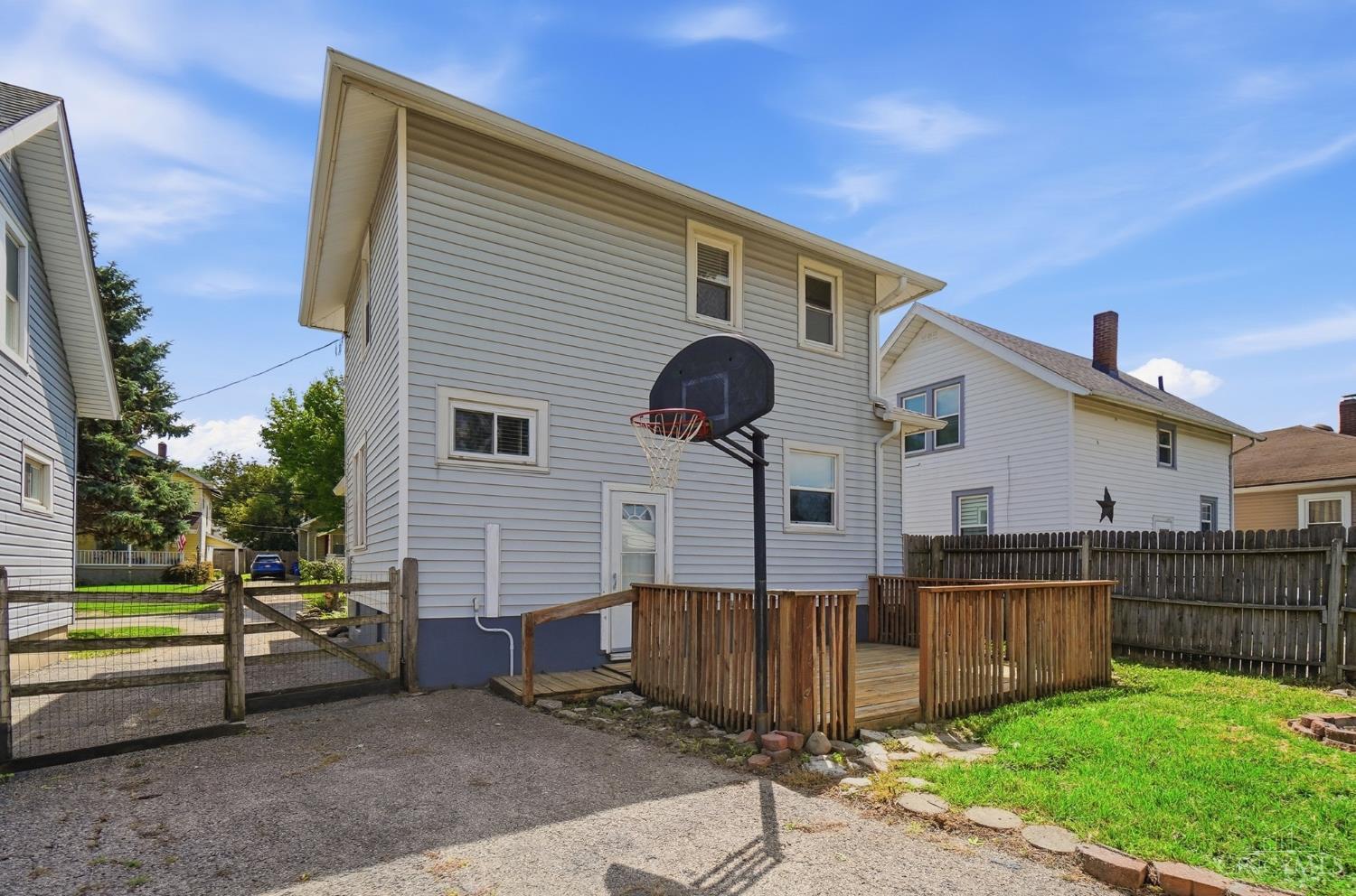 415 Harrison Avenue