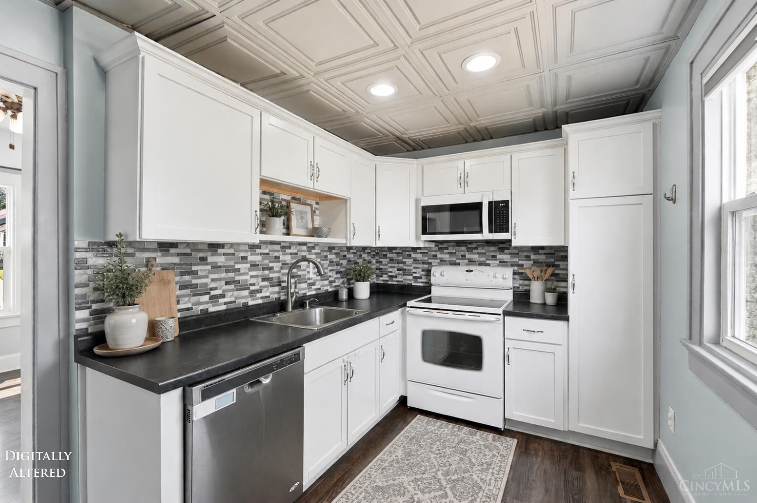 415 Harrison Avenue